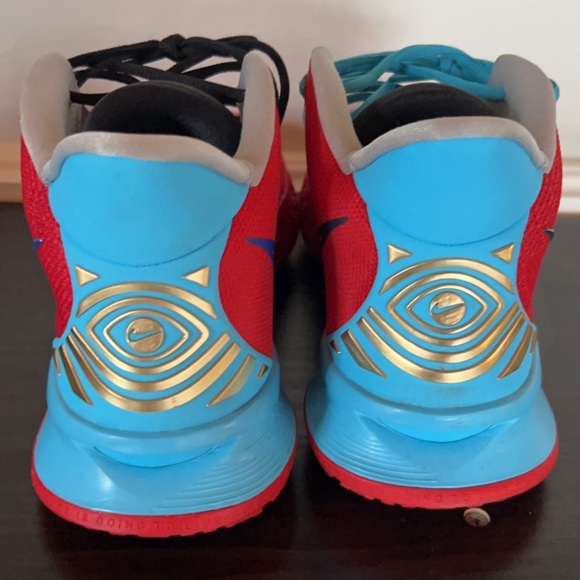 Custom Nikes - Picture 2 of 2